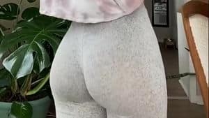 Recopilación de chicas cachondas exhibiéndose para Tik Tok ...