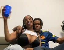 Lil D se folla a la negrita Yum The Boss en un vivo de Instagram